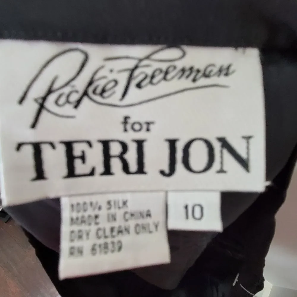 Rickie Freeman for Teri Jon Tiered Silk Skirt 10